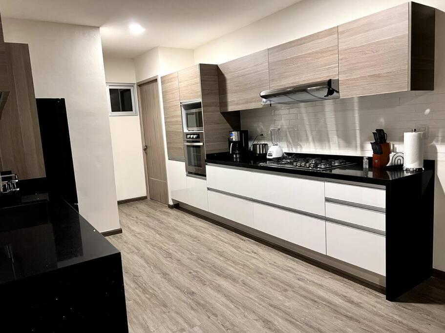 Luxury 3Br Apartment W Pool, Spa & Stunning Views Puebla Ngoại thất bức ảnh